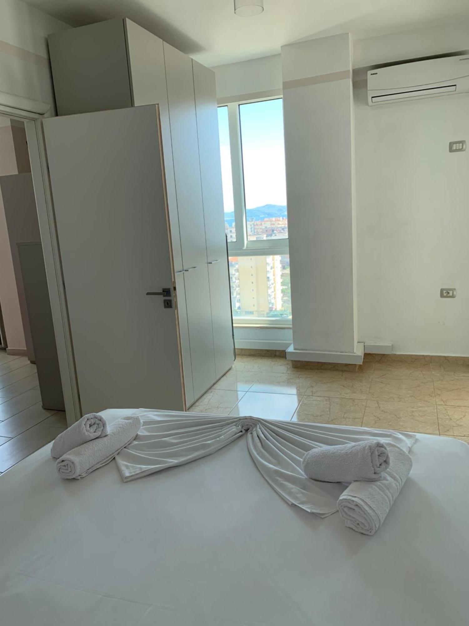 Guest - Sea Breeze Apartments Sarandë Exteriér fotografie
